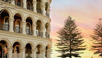 Photo of Largs Pier Hotel in Largs Bay