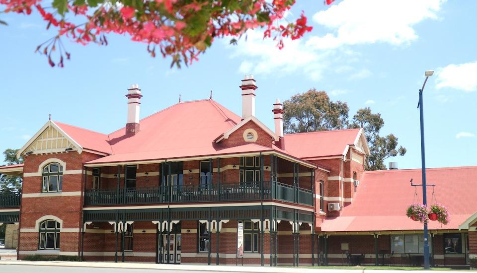 Gosnells Hotel Gosnells